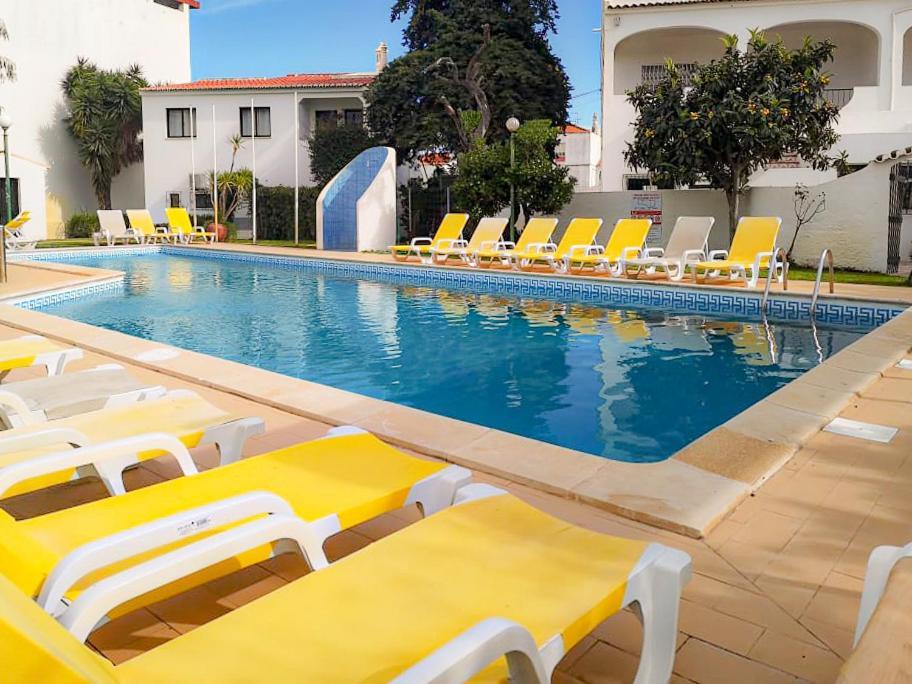 Apartamento Tio Pedro - By Bedzy Albufeira Extérieur photo